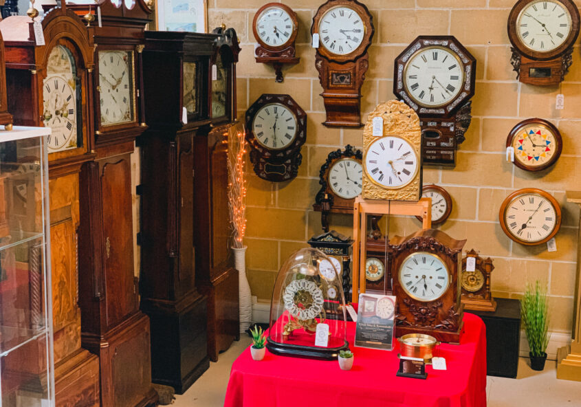 antique clock sales repairs tewkesbury gloucestershire
